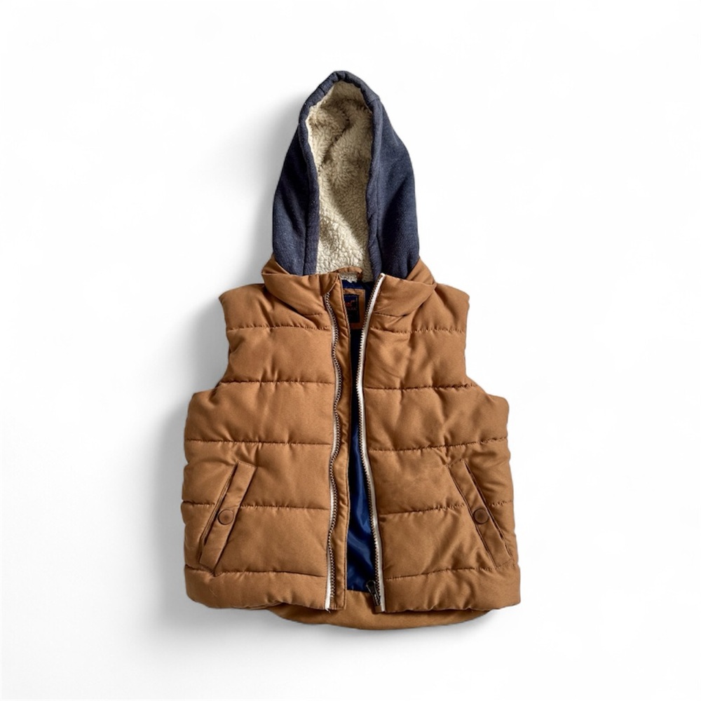 Primark Boys Brown Puffer Vest with Sherpa Lined Hood Size 5-6